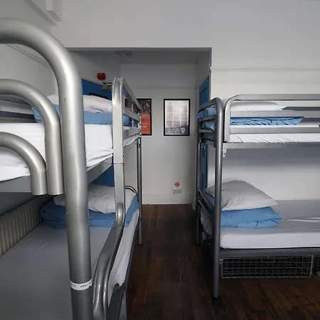 Albergue St Christopher's Newquay New Quay